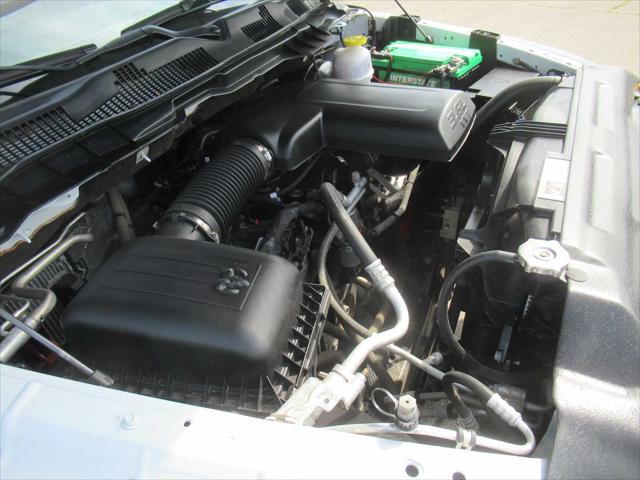 2022 Ram 1500 Classic SLT Crew Cab 4x4 5'7" Box