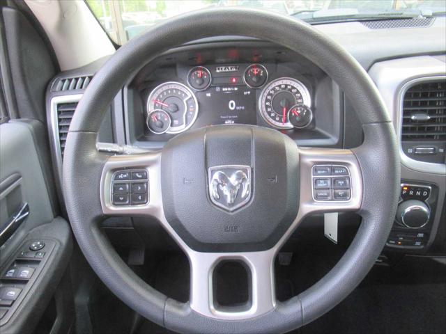2022 Ram 1500 Classic SLT Crew Cab 4x4 5'7" Box