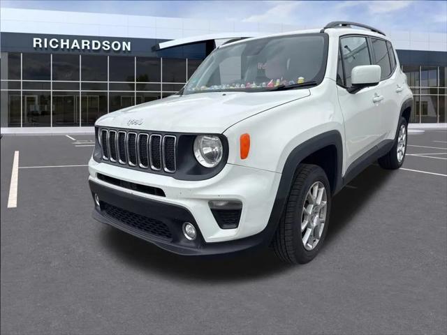 2019 Jeep Renegade Latitude 4x4 for sale in Midland, MI