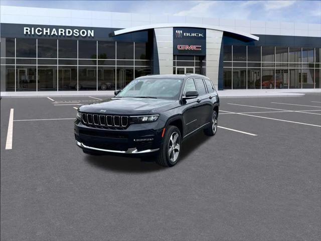2023 Jeep Grand Cherokee L Limited 4x4 for sale in Midland, MI