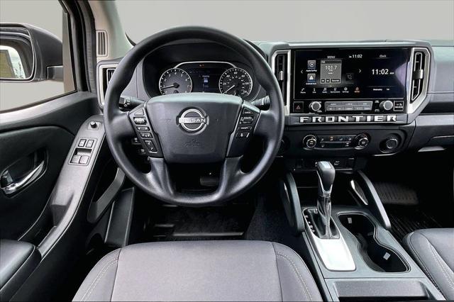 2025 Nissan Frontier King Cab SV 4x2