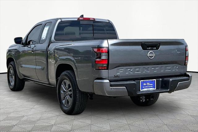 2025 Nissan Frontier King Cab SV 4x2