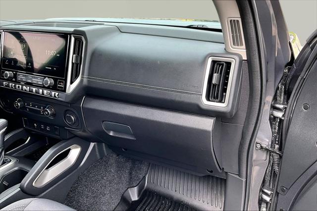 2025 Nissan Frontier King Cab SV 4x2