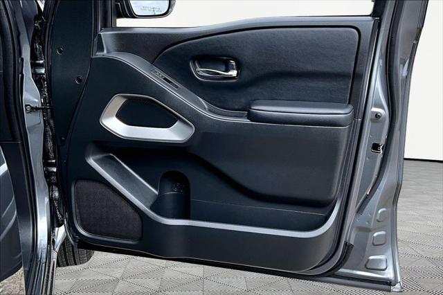 2025 Nissan Frontier King Cab SV 4x2