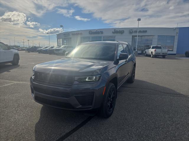 2026 Jeep Grand Cherokee L GRAND CHEROKEE L LAREDO ALTITUDE 4X4