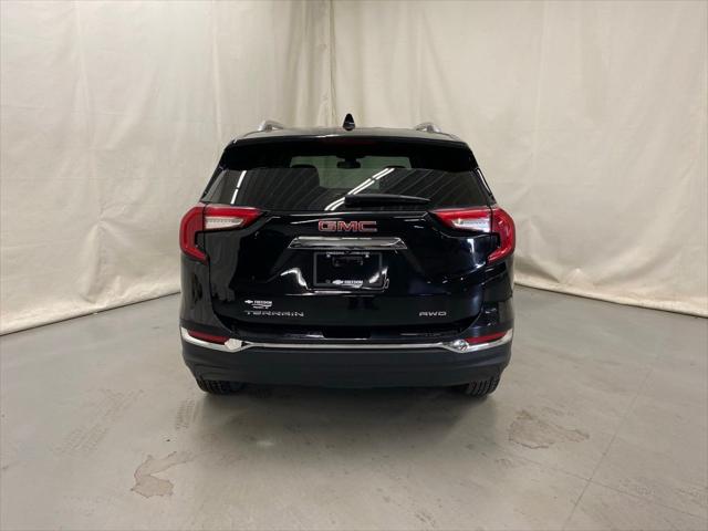 2024 GMC Terrain AWD SLT