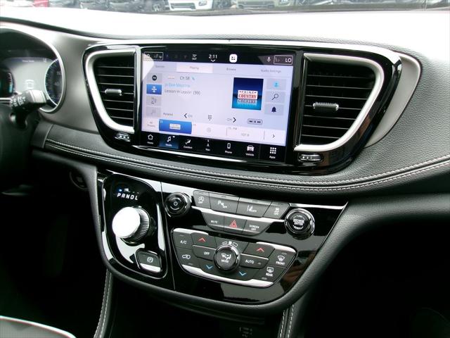 2027 Chrysler Pacifica Limited
