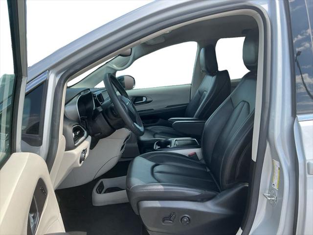 Used 2024 Chrysler Pacifica Touring L For Sale in Muscle Shoals, AL