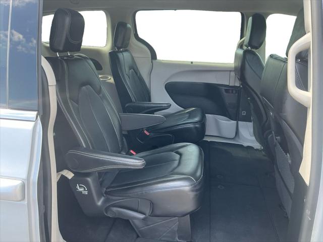 Used 2024 Chrysler Pacifica Touring L For Sale in Muscle Shoals, AL