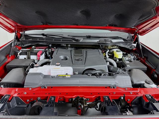 2026 Toyota Tundra SR5 CrewMax 5.5' Bed