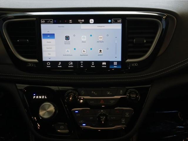 2027 Chrysler Pacifica Limited