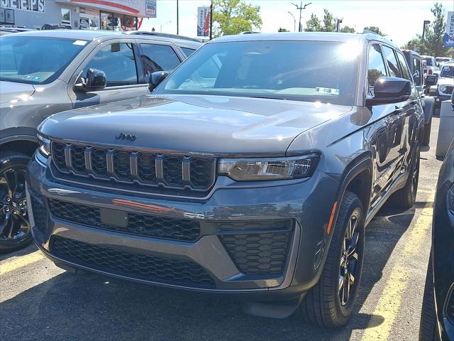 2026 Jeep Grand Cherokee L GRAND CHEROKEE L LAREDO ALTITUDE 4X4