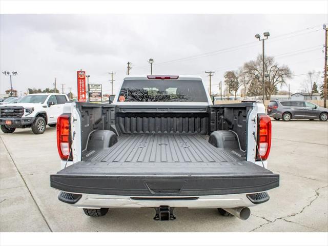2025 GMC Sierra 3500HD 4WD Crew Cab Long Bed Pro