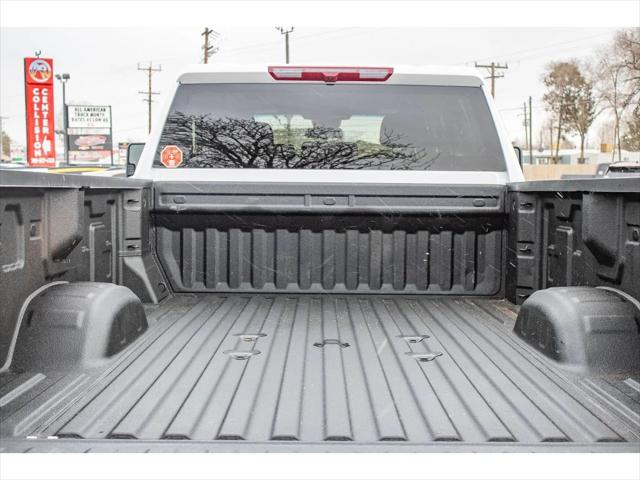 2025 GMC Sierra 3500HD 4WD Crew Cab Long Bed Pro