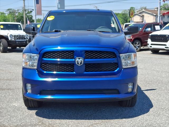 2017 RAM 1500 Express Regular Cab 4x4 64 Box 2017 RAM 1500 Express Regular Cab 4x4 64 Box