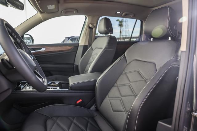 2026 Volkswagen Atlas SE with Technology