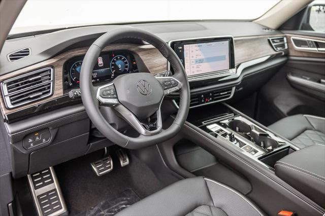 2026 Volkswagen Atlas SEL Premium R-Line