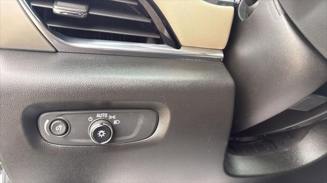 2022 Chevrolet Traverse FWD LS