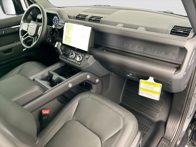 2026 Land Rover Defender P400 X-Dynamic SE