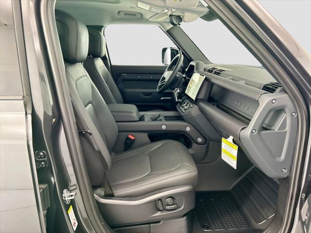 2026 Land Rover Defender P400 X-Dynamic SE