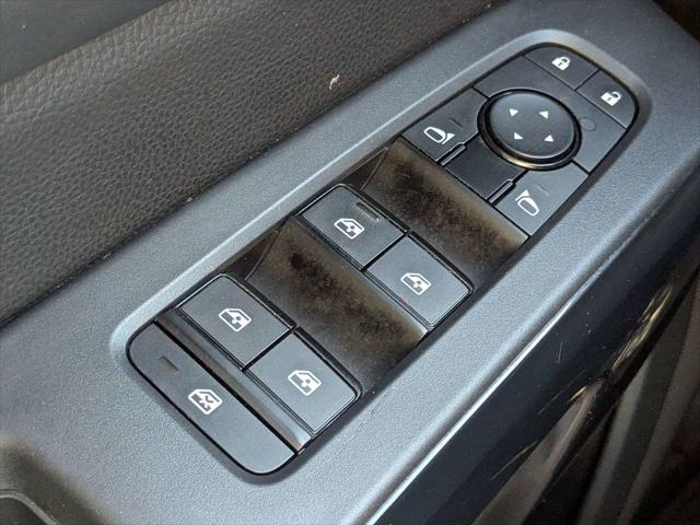 2024 Nissan Pathfinder SV FWD