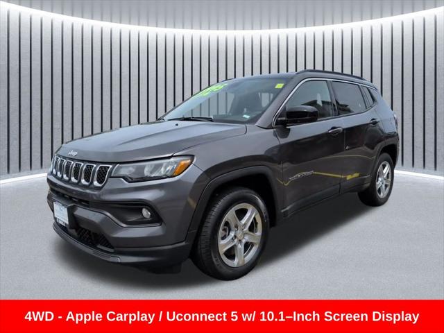 2024 Jeep Compass Latitude 4x4 for sale in St Charles, IL