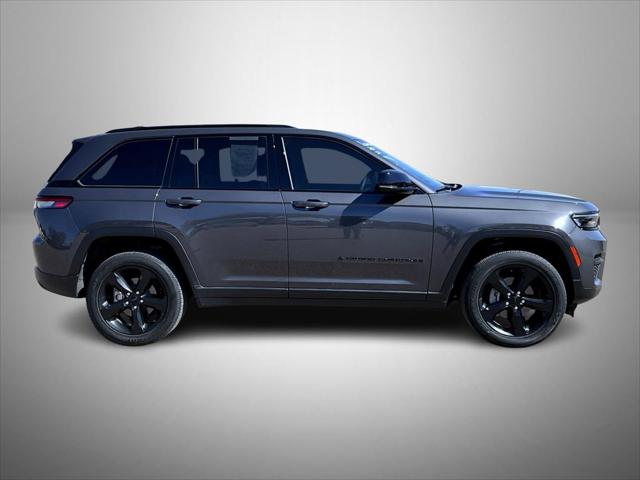 2023 Jeep Grand Cherokee Altitude 4x4