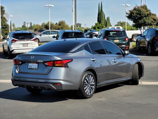 2023 Nissan Altima SV FWD