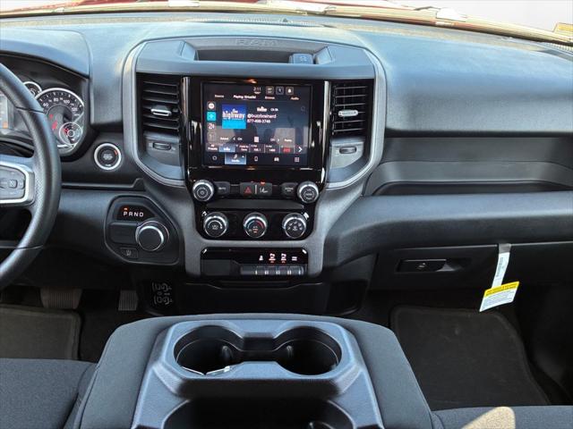 2026 RAM 1500 RAM 1500 EXPRESS QUAD CAB 4X2 64 BOX