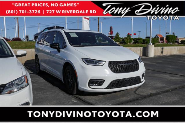 2023 Chrysler Pacifica Hybrid Limited for sale in Riverdale, UT