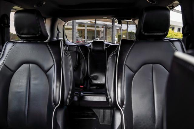 2023 Chrysler Pacifica Hybrid Limited