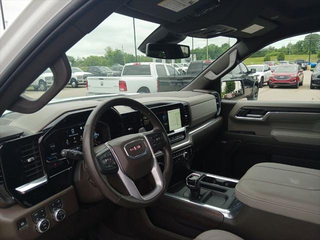 2024 GMC Sierra 1500 4WD Crew Cab Short Box SLT