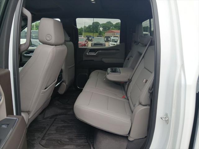 2024 GMC Sierra 1500 4WD Crew Cab Short Box SLT