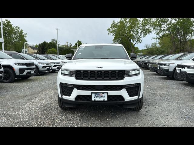 2026 Jeep Grand Cherokee 85th Anniversary Edition