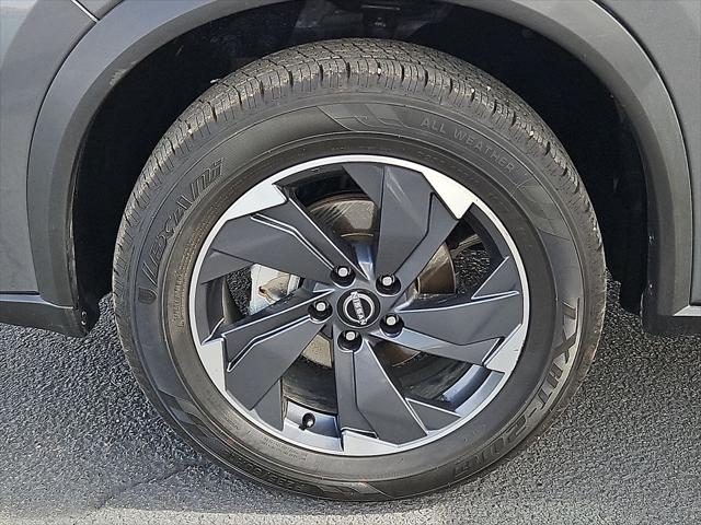 2025 Nissan Rogue SV FWD