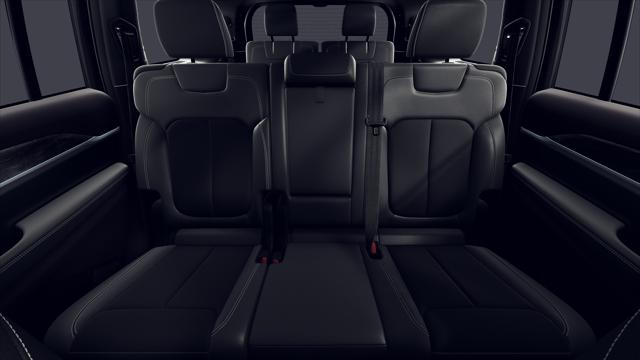 2026 Jeep Grand Cherokee L GRAND CHEROKEE L LAREDO ALTITUDE 4X4