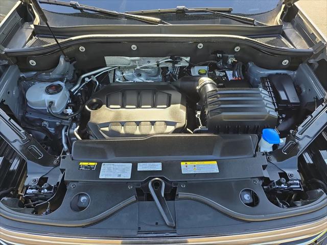 2024 Volkswagen Atlas 2.0T Peak Edition SE w/Technology