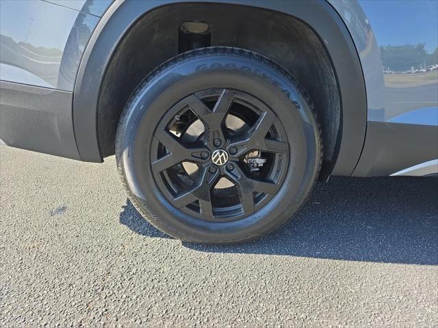 2024 Volkswagen Atlas 2.0T Peak Edition SE w/Technology