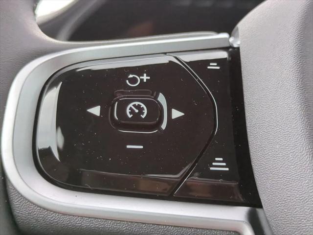 2026 Volvo XC90 Ultra, B6 AWD Gas mild hybrid, Gasoline, Bright, 7 Seats