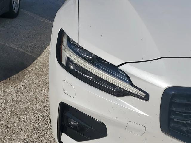 2019 Volvo S60 T6 R-Design