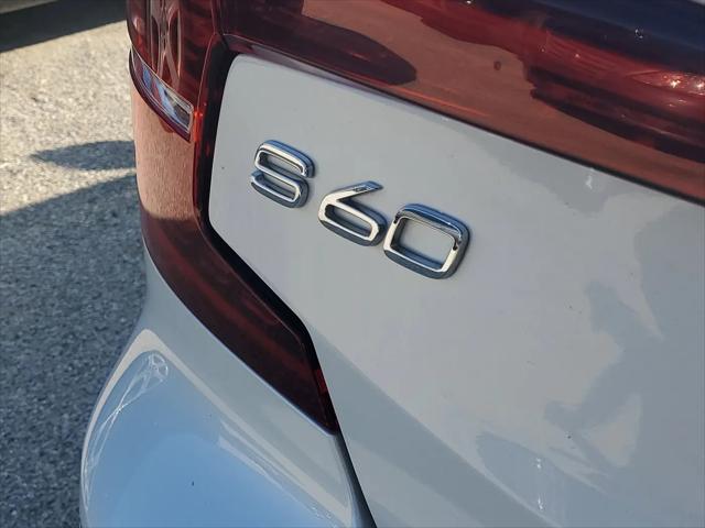 2019 Volvo S60 T6 R-Design