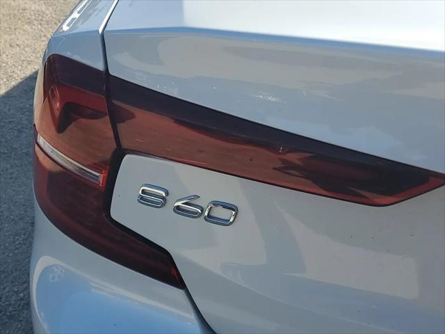 2019 Volvo S60 T6 R-Design