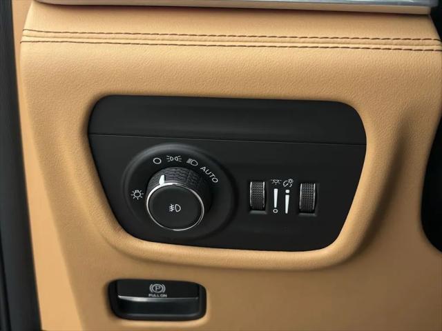 2022 Jeep Grand Cherokee L Summit Reserve 4x4