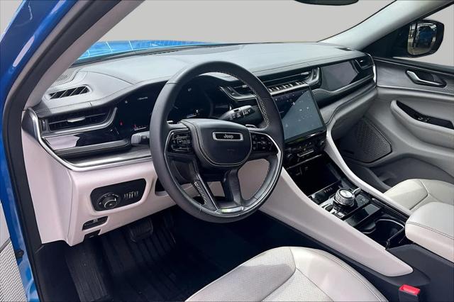2023 Jeep Grand Cherokee L Overland 4x4