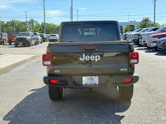 2021 Jeep Gladiator Overland