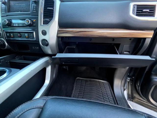 2019 Nissan Titan SL
