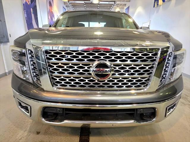 2019 Nissan Titan SL