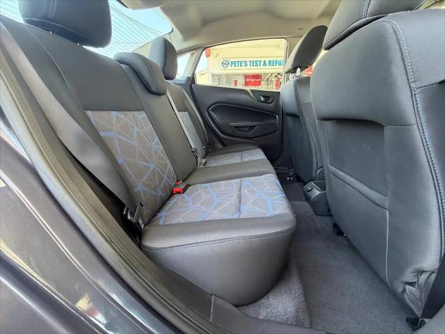 2012 Ford Fiesta SE