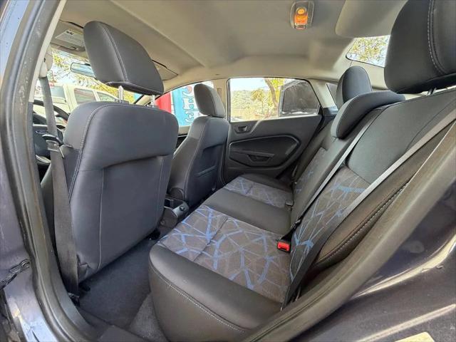 2012 Ford Fiesta SE