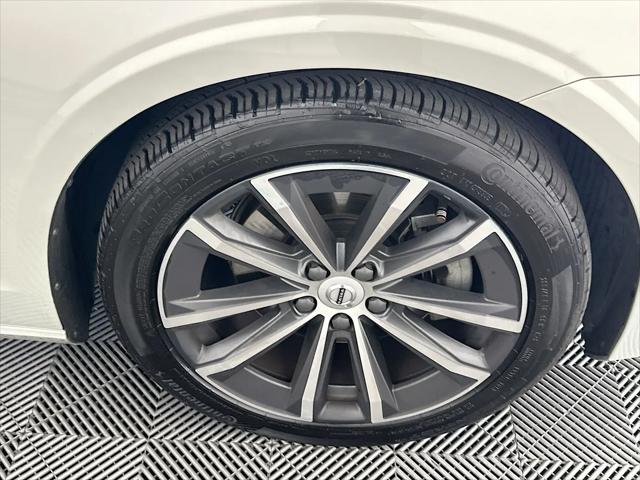 2022 Volvo S60 B5 Momentum